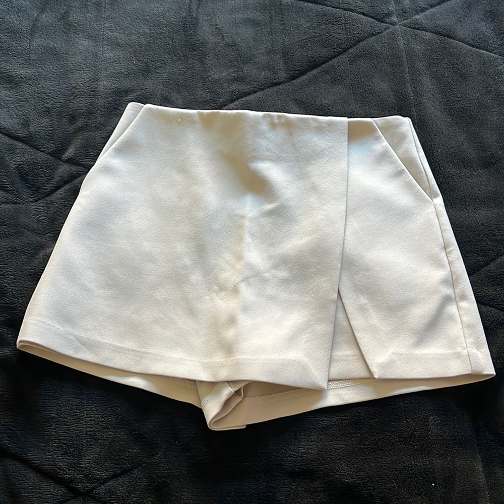 Skort